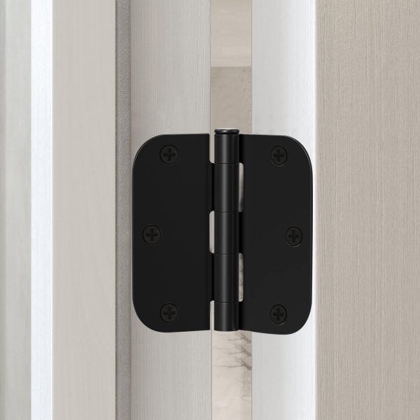 3.5 Inch Black Door Hinges with 5/8"R Corners on door